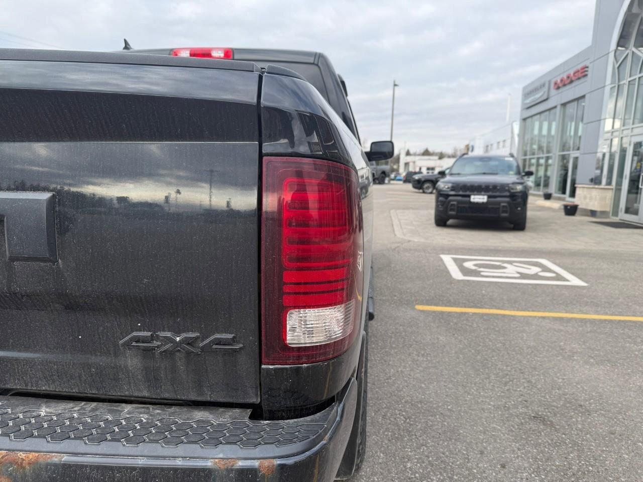 2016 RAM 1500  Photo