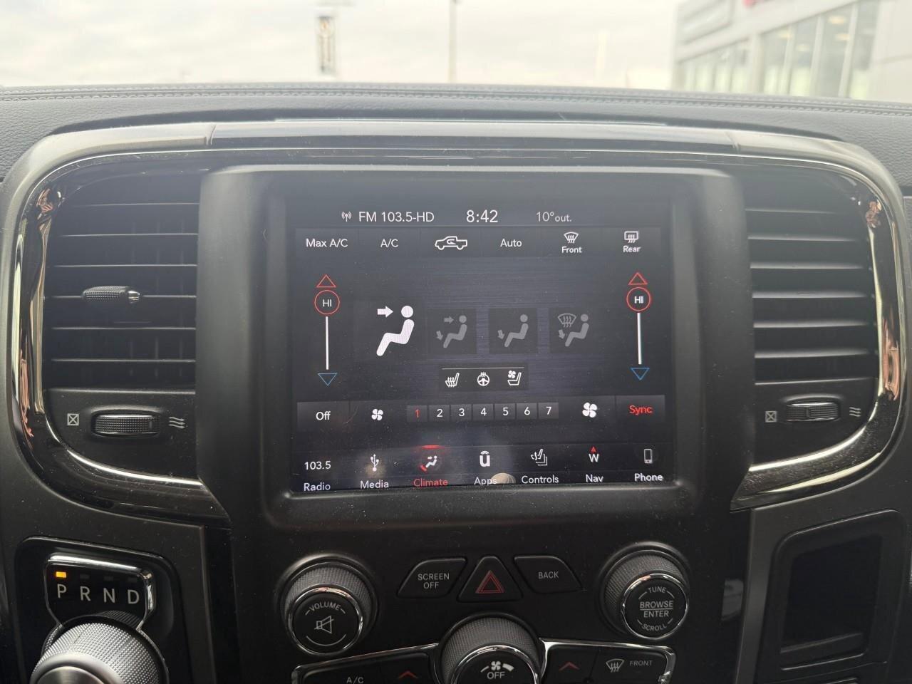 2016 RAM 1500  Photo