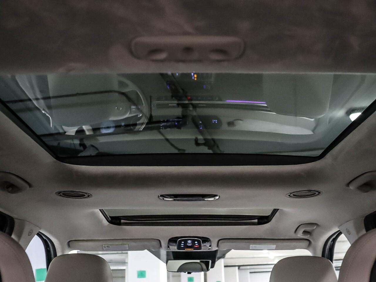 2024 Hyundai PALISADE Ultimate Calligraphy 7-Passenger AWD Photo