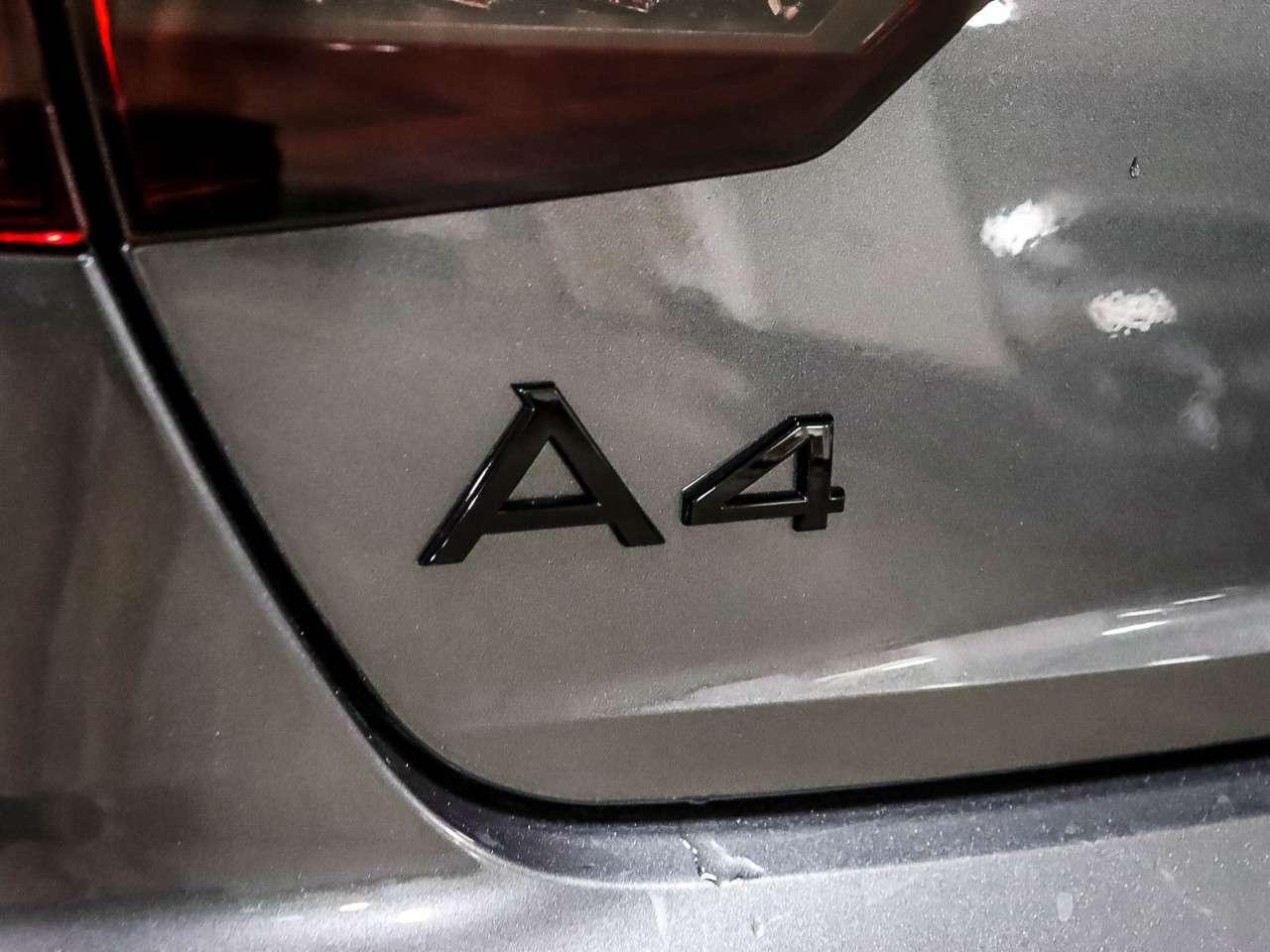 2023 Audi A4 Technik 45 TFSI quattro Photo