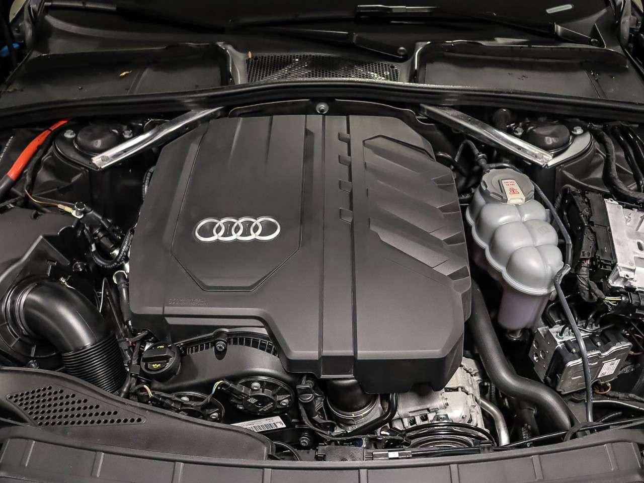2023 Audi A4 Technik 45 TFSI quattro Photo