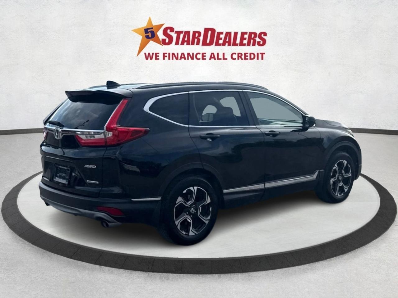 2018 Honda CR-V NAV LEATHER SUNROOF LOADED! WE FINANCE ALL CREDIT Photo