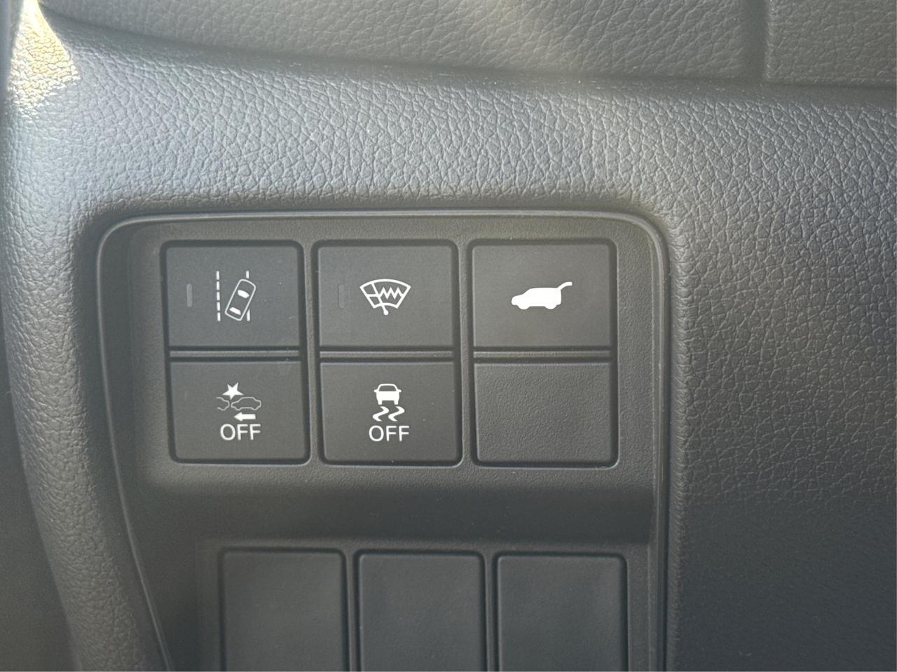 2018 Honda CR-V NAV LEATHER SUNROOF LOADED! WE FINANCE ALL CREDIT Photo
