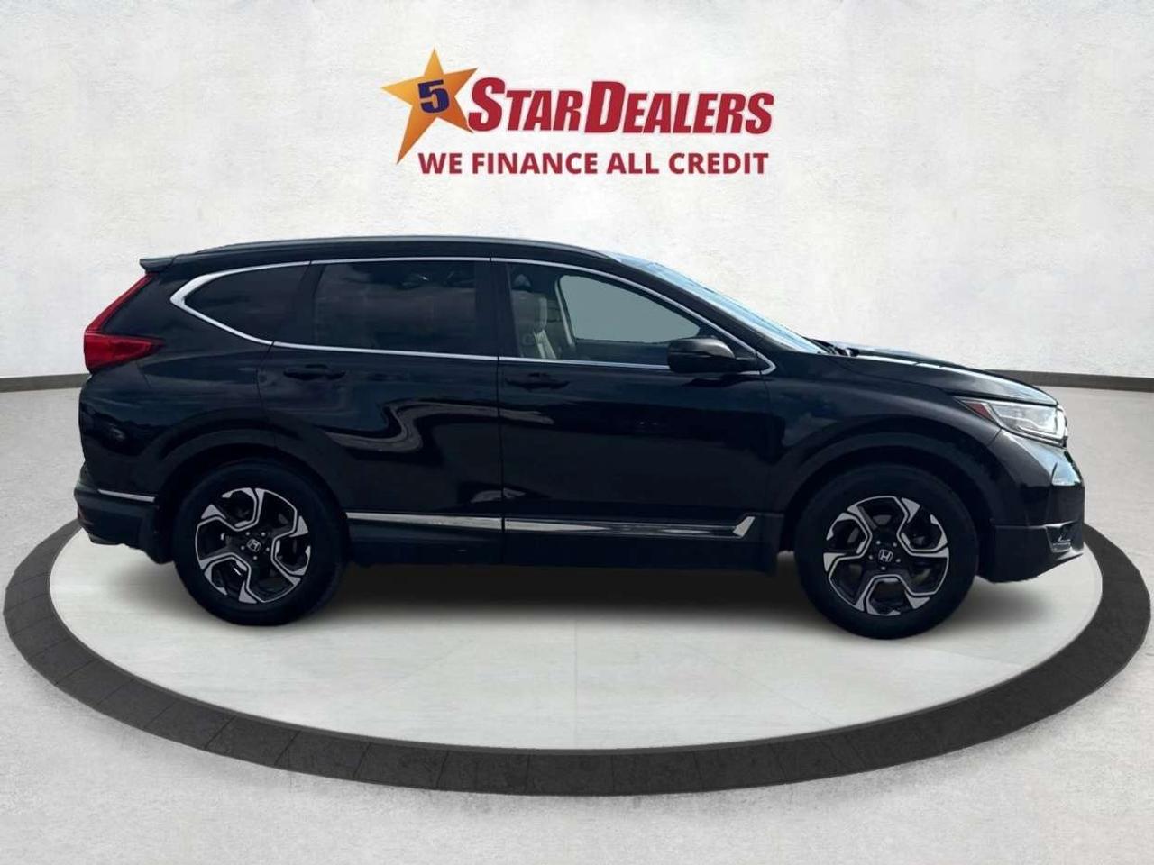 2018 Honda CR-V NAV LEATHER SUNROOF LOADED! WE FINANCE ALL CREDIT Photo