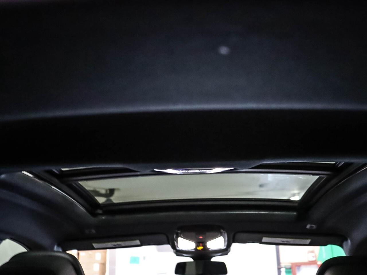 2025 BMW X6 xDrive40i M Sport Navi Pano Parking assistance Photo