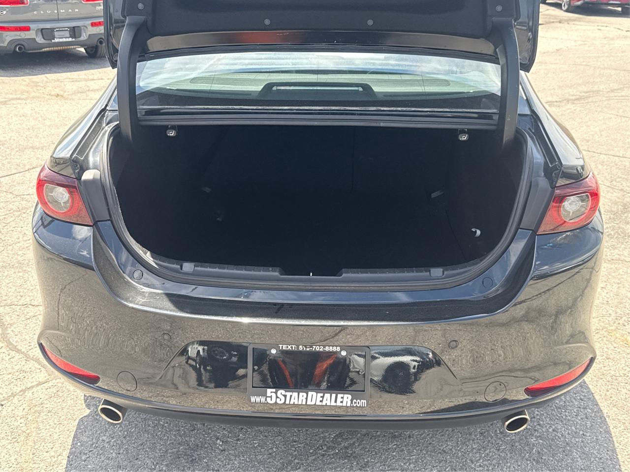 2024 Mazda MAZDA3 CERTIFIED EXTRA CLEAN  WE FINANCE ALL CREDIT Photo
