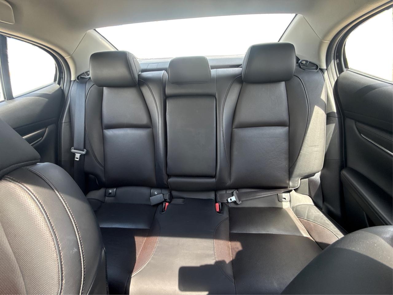 2024 Mazda MAZDA3 CERTIFIED EXTRA CLEAN  WE FINANCE ALL CREDIT Photo