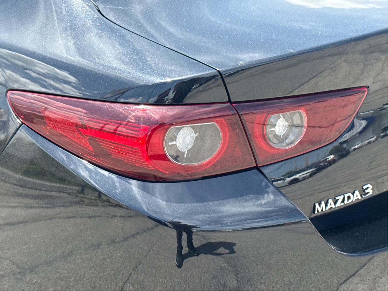 2024 Mazda MAZDA3 CERTIFIED EXTRA CLEAN  WE FINANCE ALL CREDIT Photo