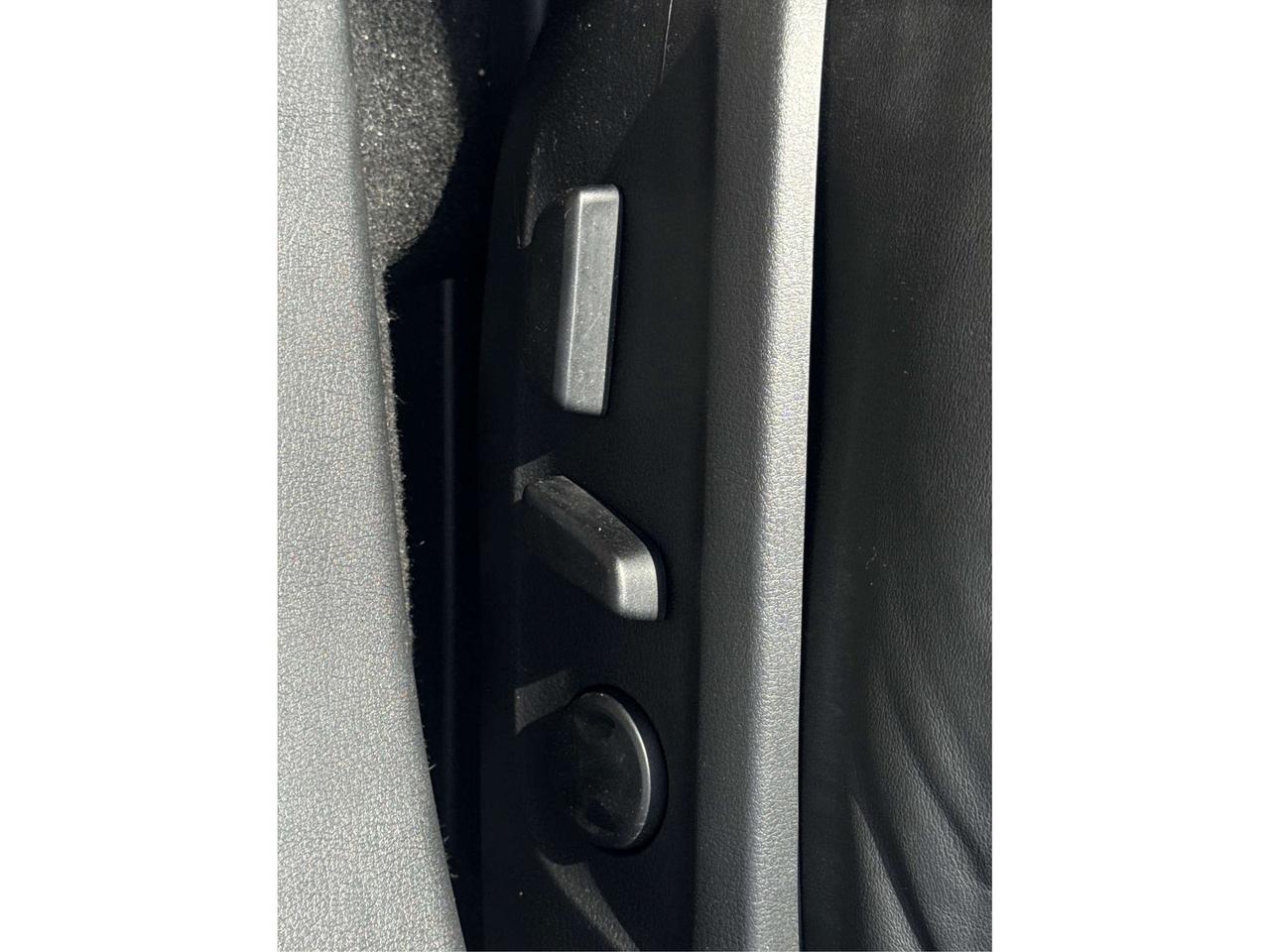2024 Mazda MAZDA3 CERTIFIED EXTRA CLEAN  WE FINANCE ALL CREDIT Photo
