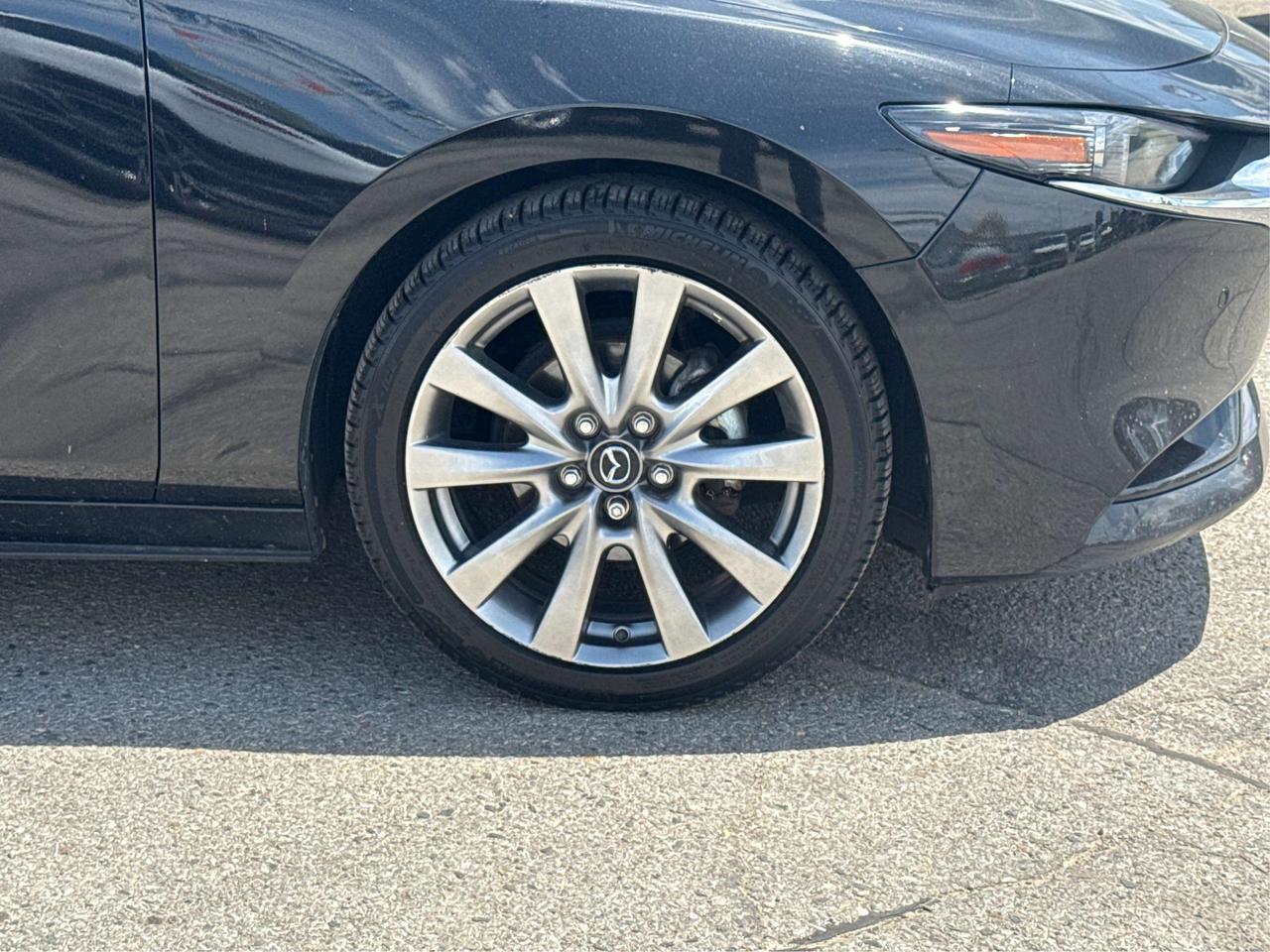 2024 Mazda MAZDA3 CERTIFIED EXTRA CLEAN  WE FINANCE ALL CREDIT Photo