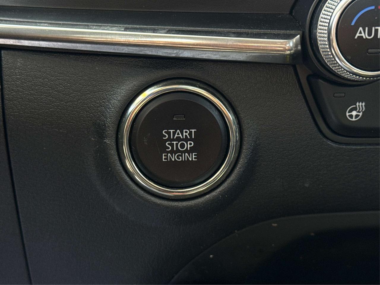 2024 Mazda MAZDA3 CERTIFIED EXTRA CLEAN  WE FINANCE ALL CREDIT Photo