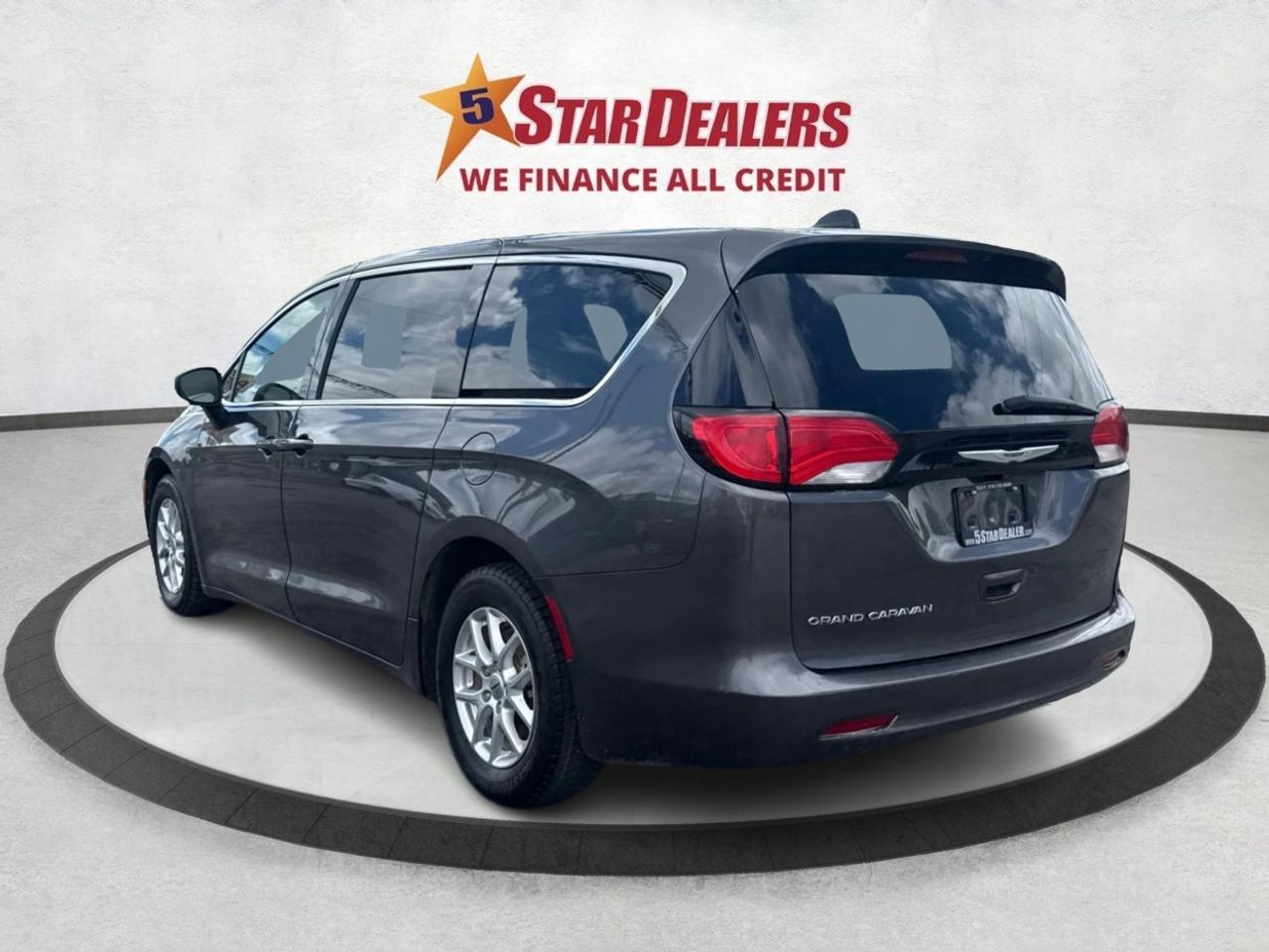 2023 Chrysler Grand Caravan CERTIFIED MINT  LOADED WE FINANCE ALL CREDIT Photo