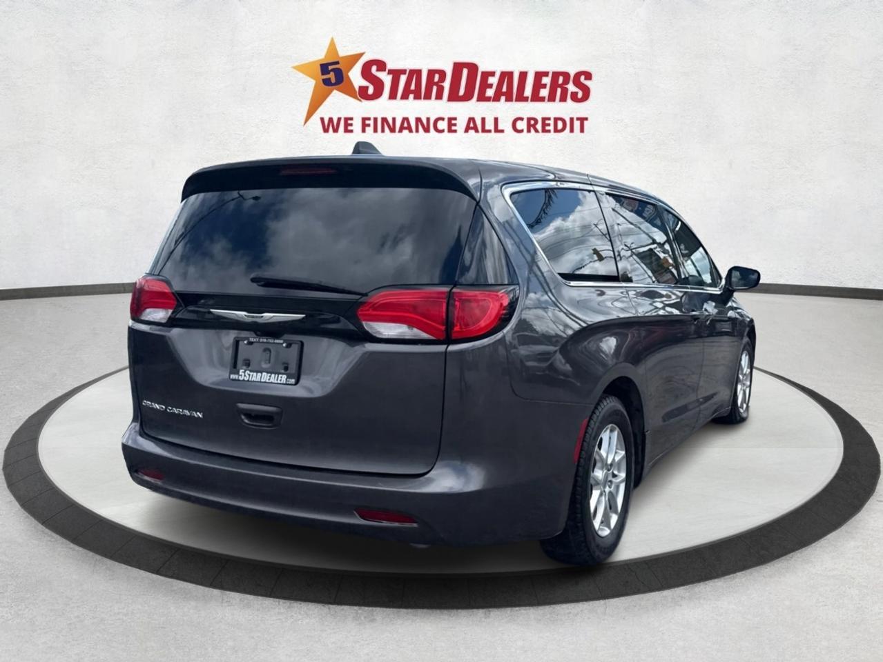 2023 Chrysler Grand Caravan CERTIFIED MINT  LOADED WE FINANCE ALL CREDIT Photo