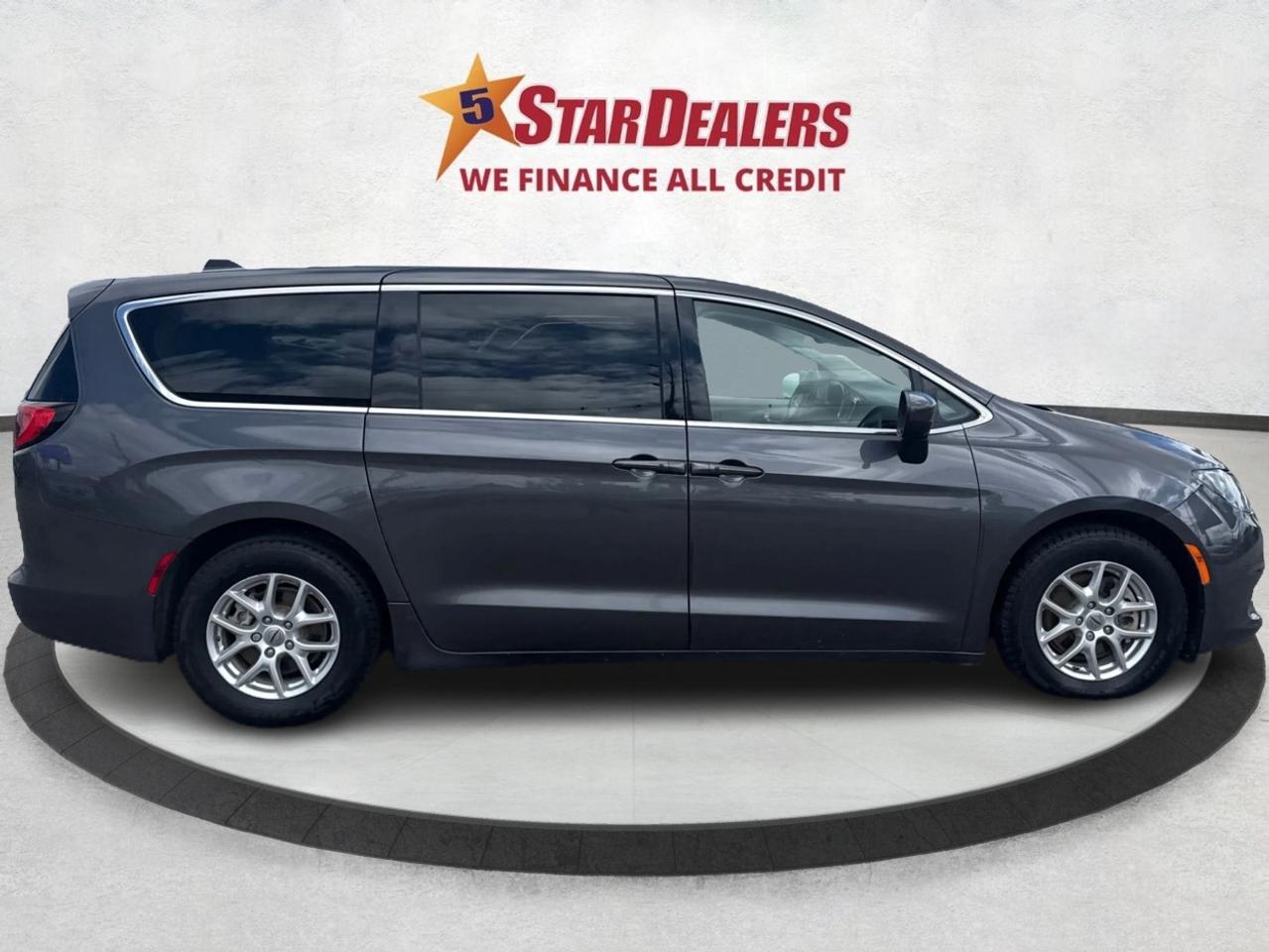 2023 Chrysler Grand Caravan CERTIFIED MINT  LOADED WE FINANCE ALL CREDIT Photo
