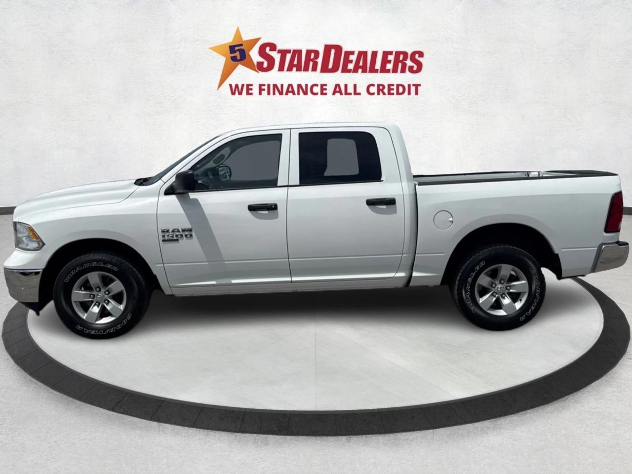 2023 RAM 1500 Classic SLT 4x4 Crew Cab 5'7  BX MINT WE FINANC ALL CREDIT Photo3
