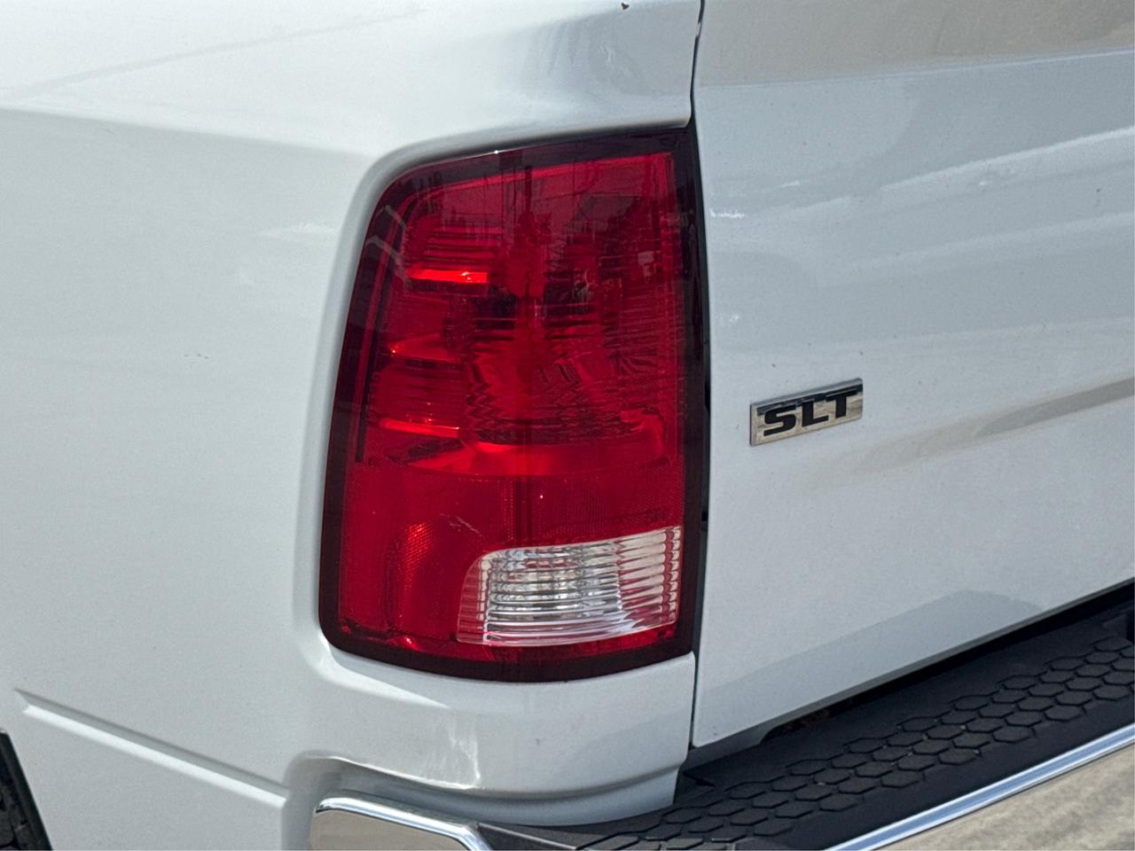 2023 RAM 1500 Classic SLT 4x4 Crew Cab 5'7  BX MINT WE FINANC ALL CREDIT Photo