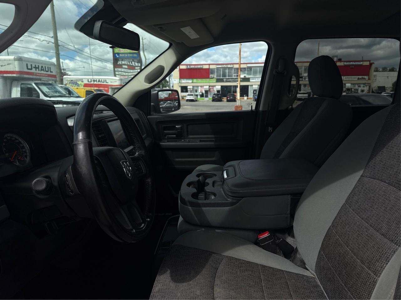 2019 RAM 1500 Classic Express 4x4 Crew Cab 5'7  Bx WE FINANCE ALL CREDIT Photo