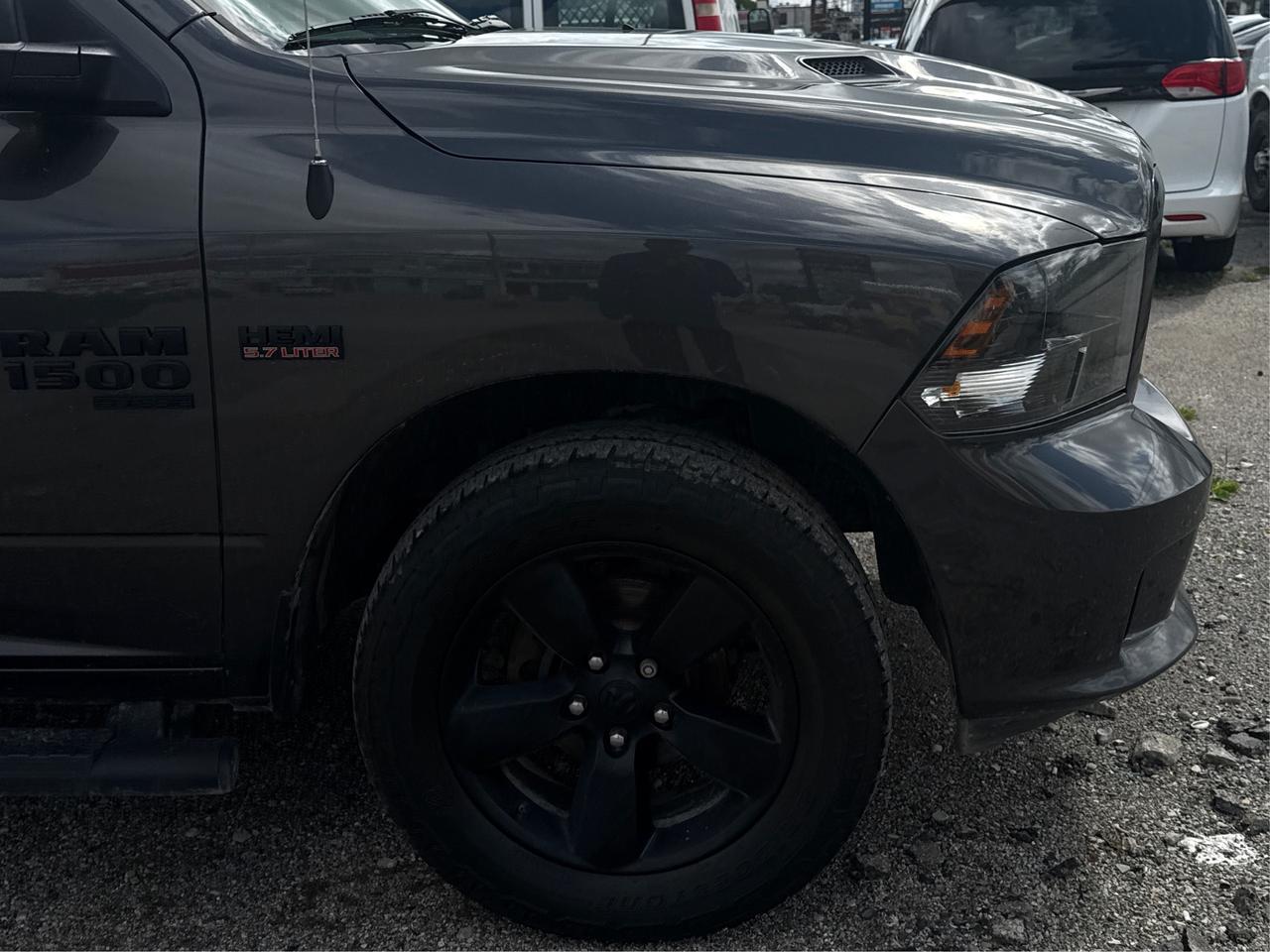 2019 RAM 1500 Classic Express 4x4 Crew Cab 5'7  Bx WE FINANCE ALL CREDIT Photo