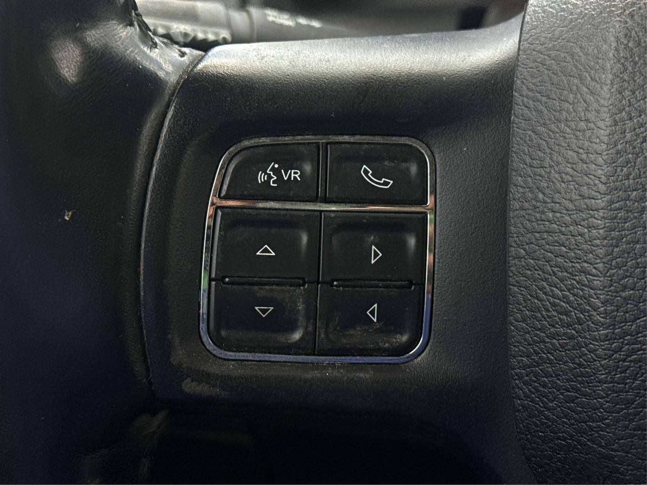2019 RAM 1500 Express 4x4 Crew Cab 5'7  Bx WE FINANCE ALL CREDIT Photo