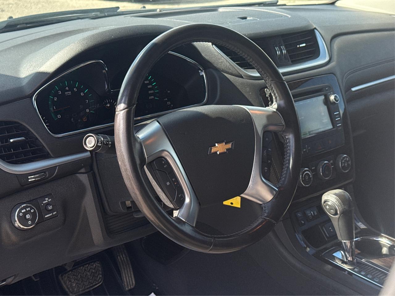 2016 Chevrolet Traverse CERTIFIED VERY CLEAN 7 PASS  WE FINANCE ALL CREDIT Photo