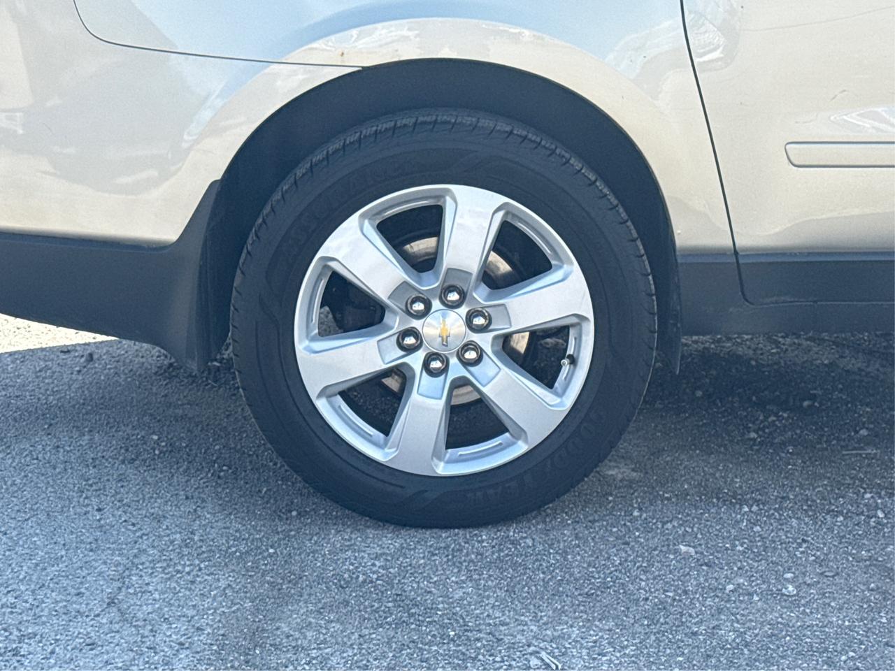 2016 Chevrolet Traverse CERTIFIED VERY CLEAN 7 PASS  WE FINANCE ALL CREDIT Photo