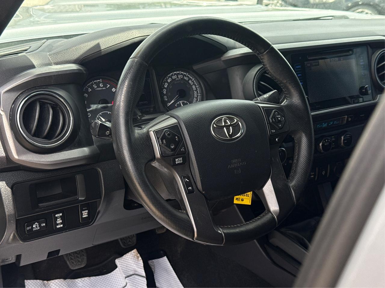 2016 Toyota Tacoma 4WD Double Cab V6 Man TRD Sport WE FINANCE ALL! Photo