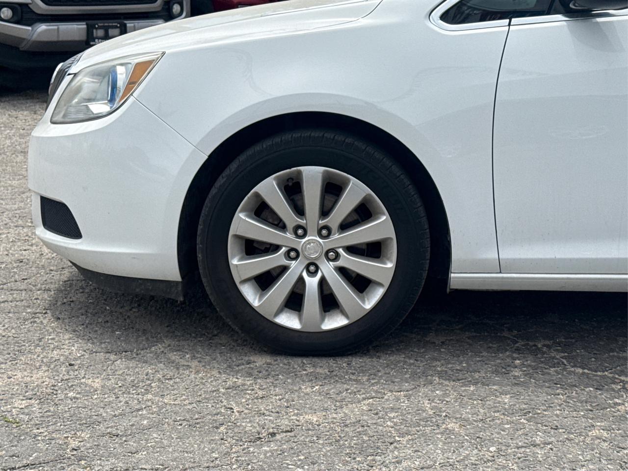 2015 Buick Verano LEATHER SUNROOF HEATED SEATS WE FINANCE ALL CREDIT Photo