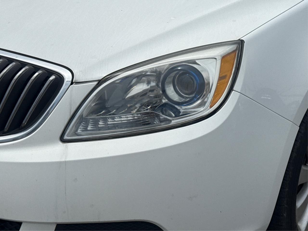 2015 Buick Verano LEATHER SUNROOF HEATED SEATS WE FINANCE ALL CREDIT Photo