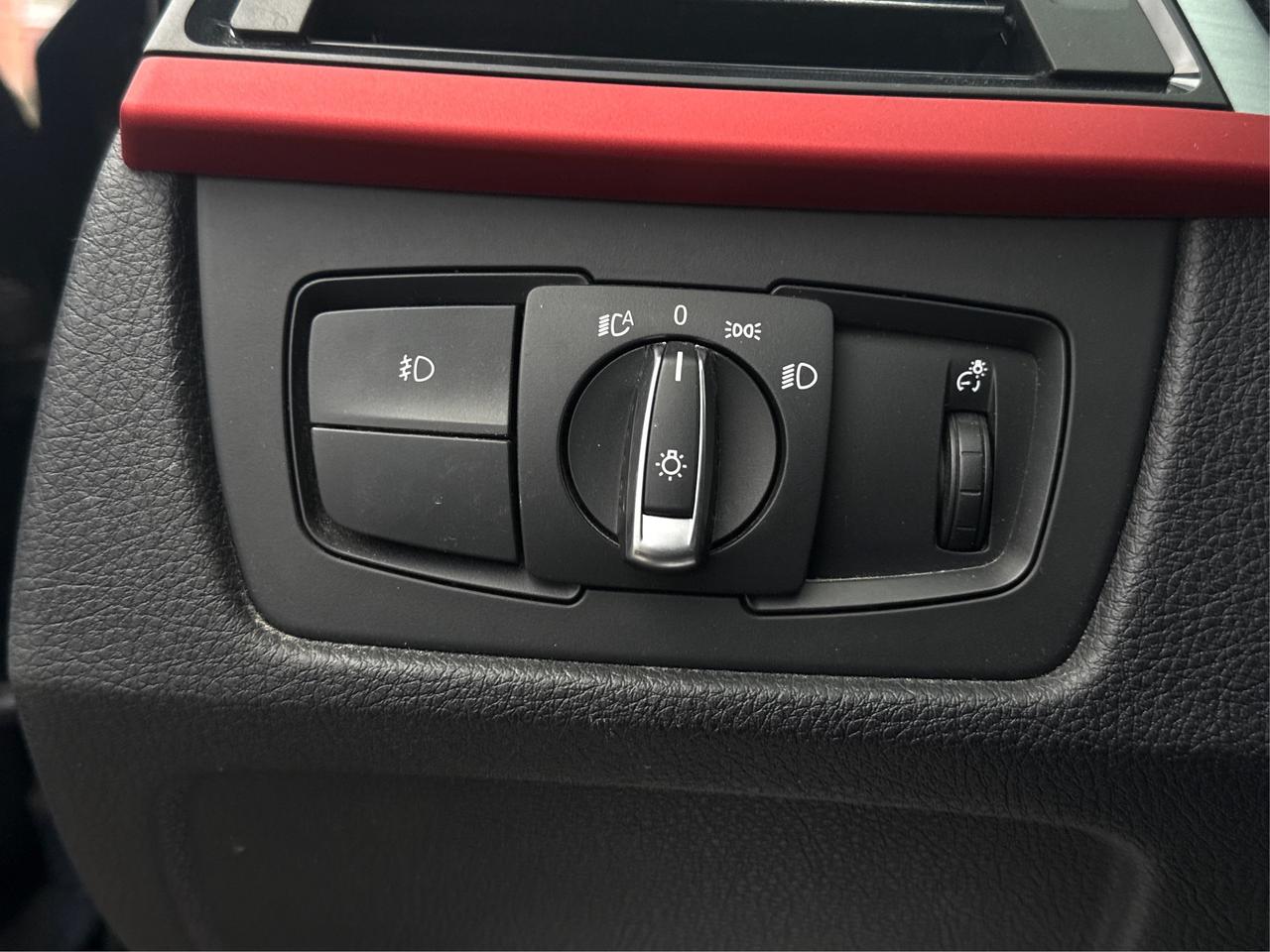 2013 BMW 3 Series 4dr Sdn 335i xDrive AWD Photo