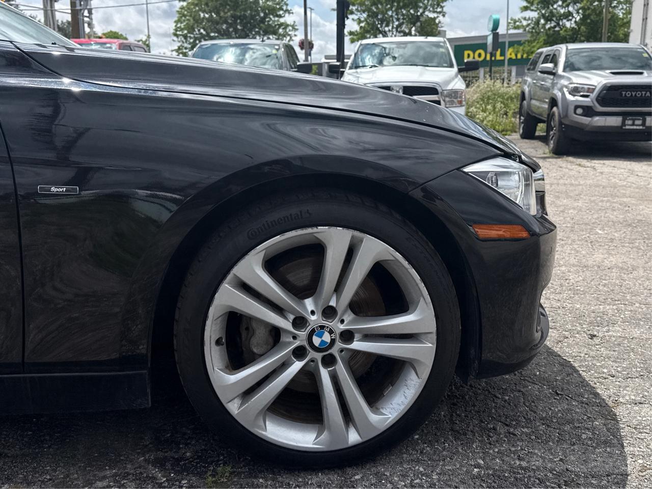 2013 BMW 3 Series 4dr Sdn 335i xDrive AWD Photo