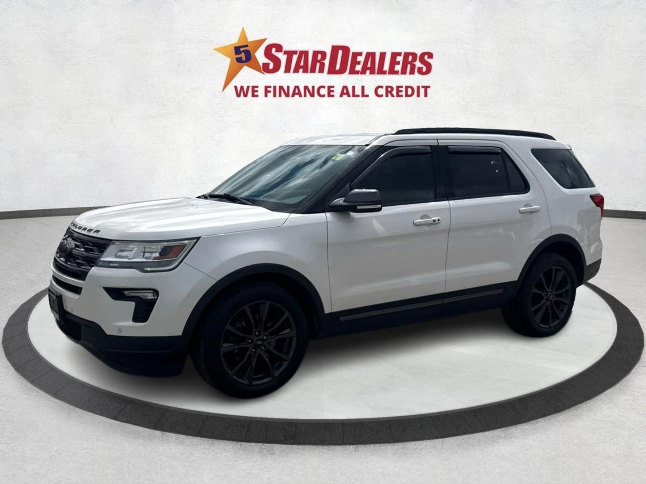 2018 Ford Explorer NAV LTHER PANORAMIC SUNROOF WE FINANCE ALL CREDIT Photo