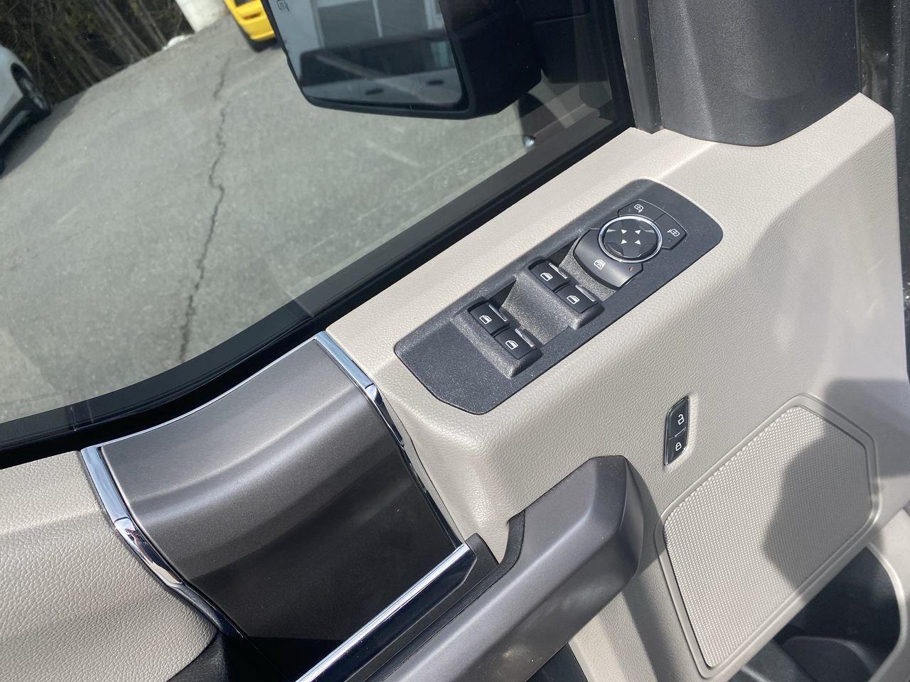 2020 Ford F-150 XLT Photo