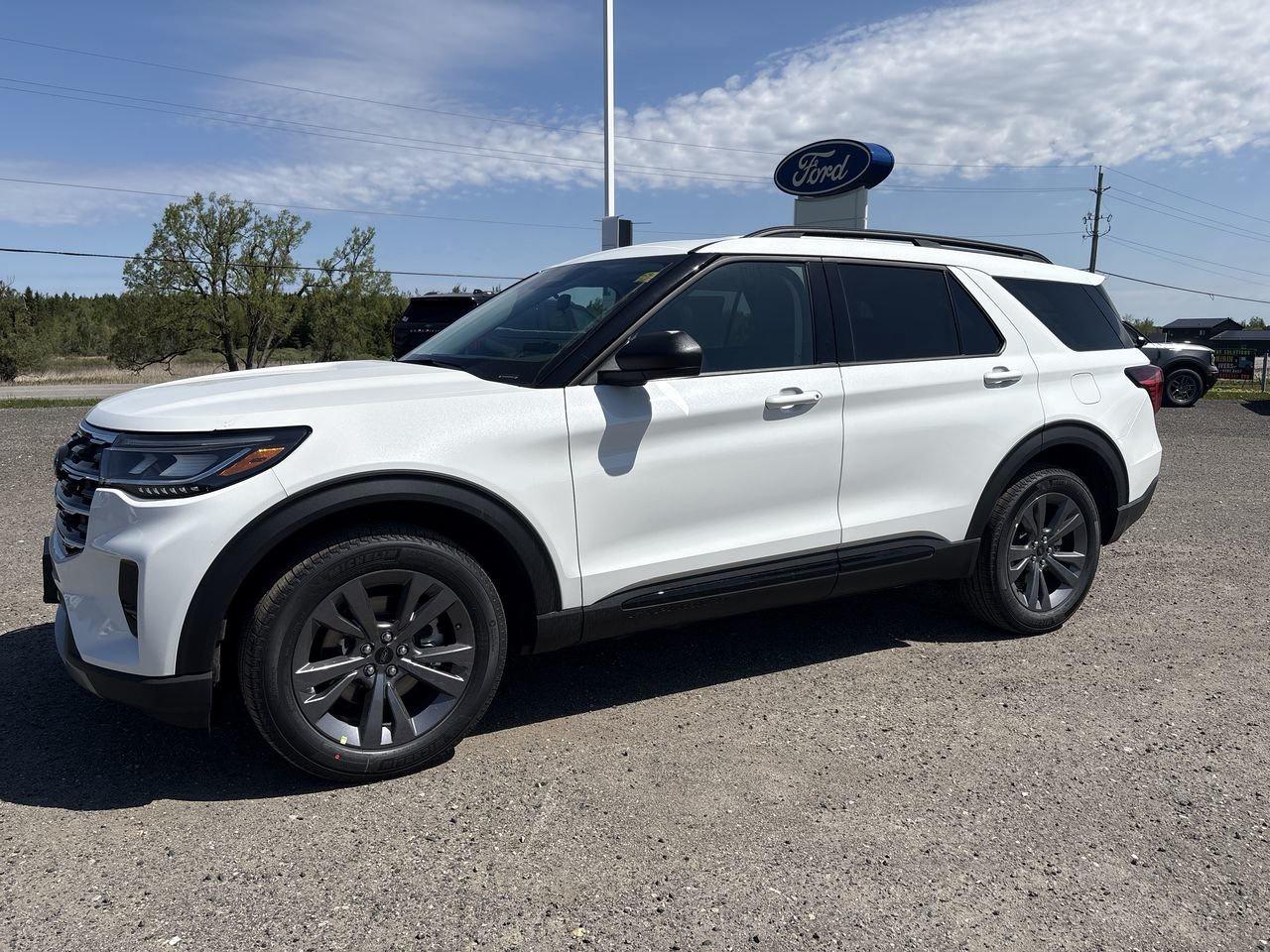2026 Ford Explorer Active Photo0