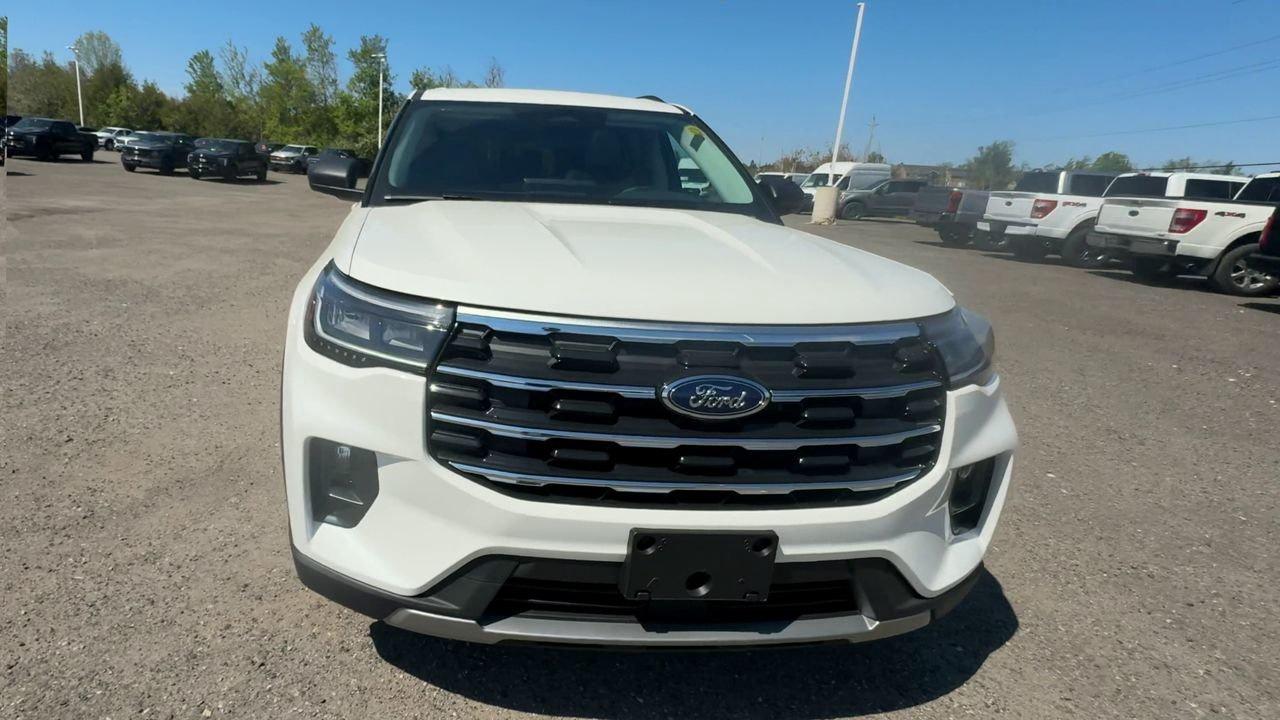 2026 Ford Explorer Active Photo