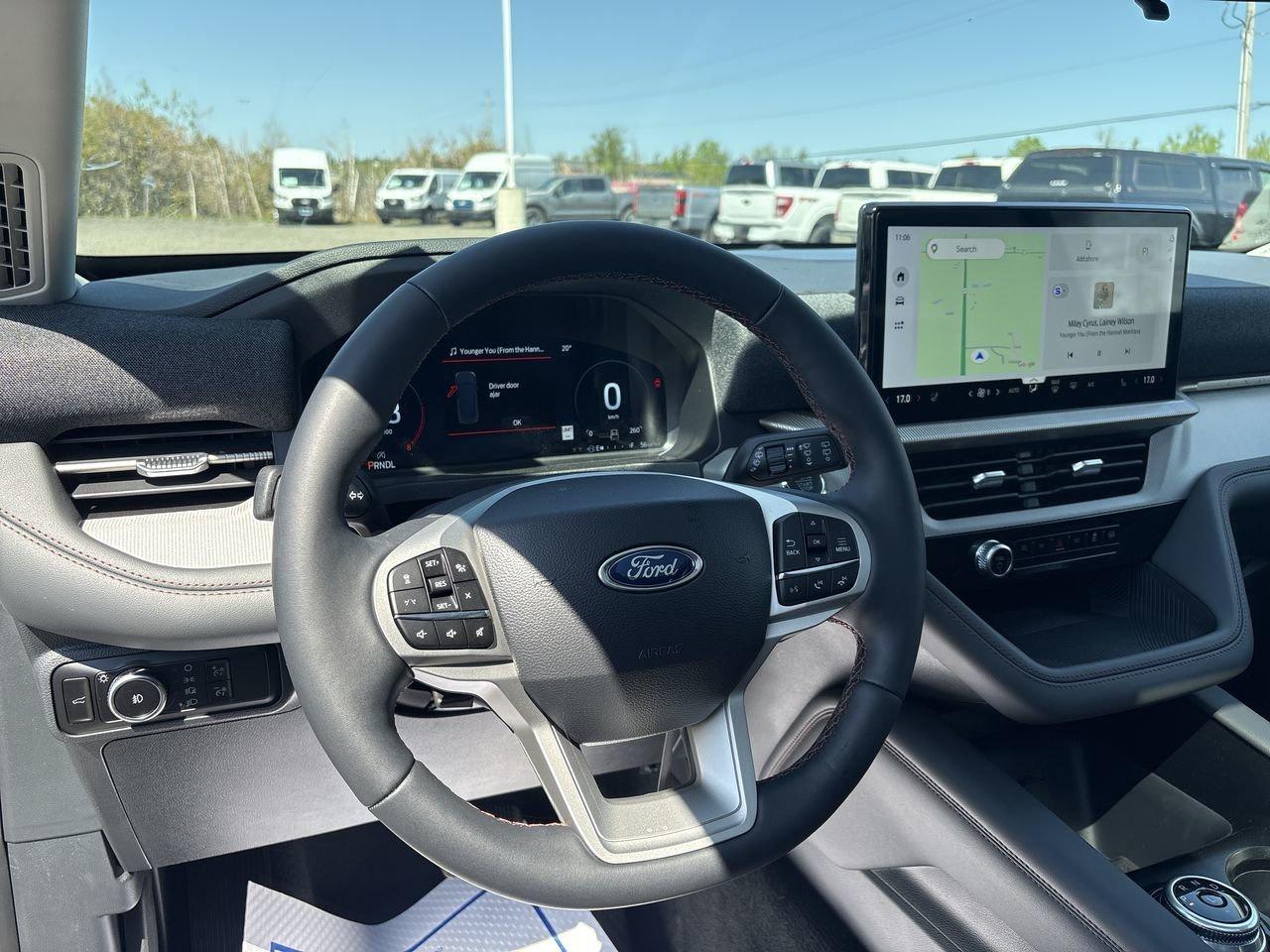 2026 Ford Explorer Active Photo