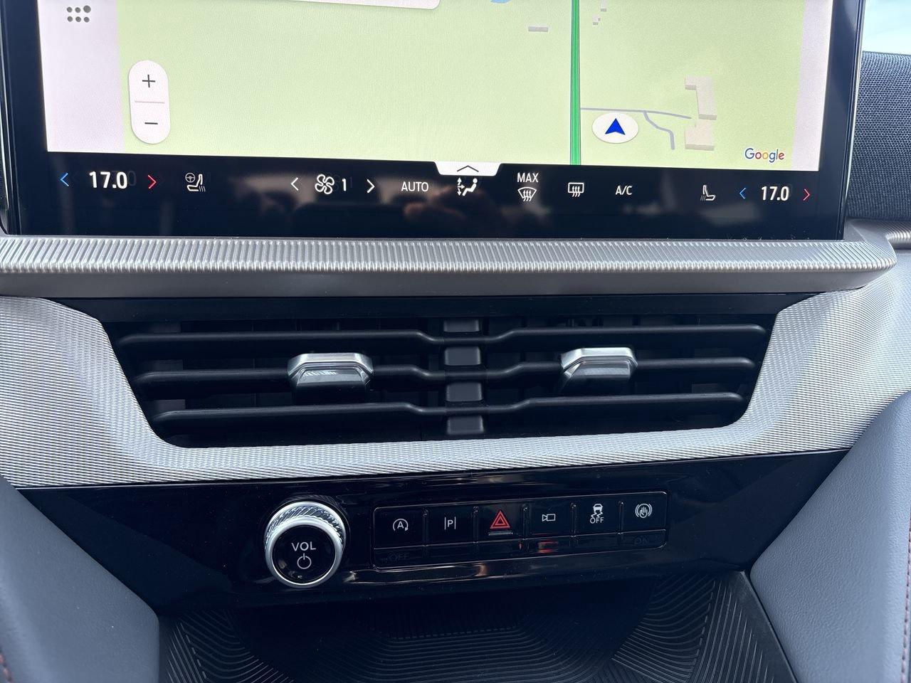 2026 Ford Explorer Active Photo