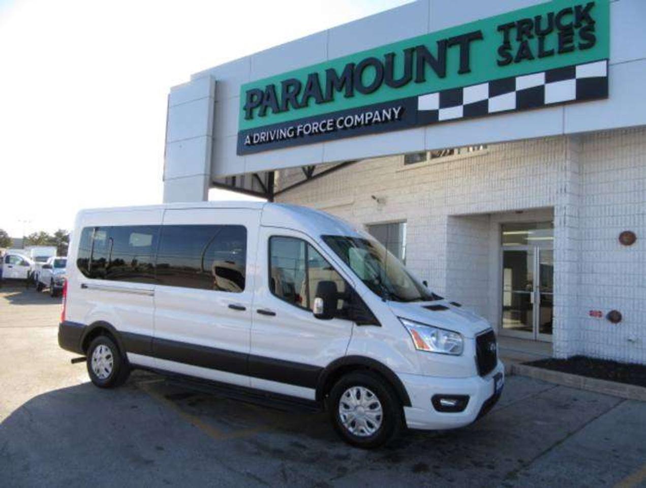 2023 Ford Transit Passenger Wagon T-350 15 PASSENGER VAN XLT Photo0