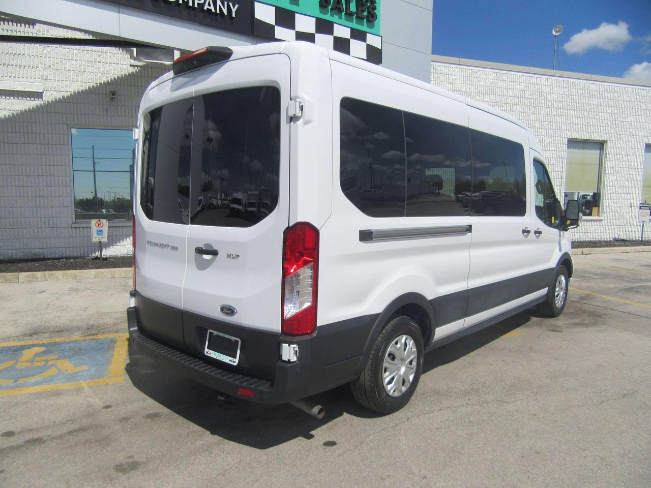 2023 Ford Transit Passenger Wagon T-350 15 PASSENGER VAN XLT Photo