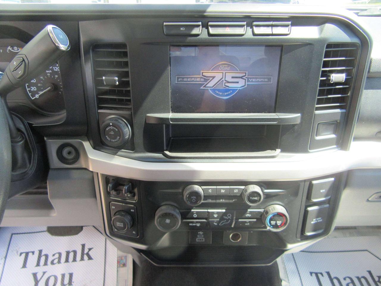 2023 Ford F-350 4X4 REGULAR CAB 8FT  LONG BOX XLT Photo