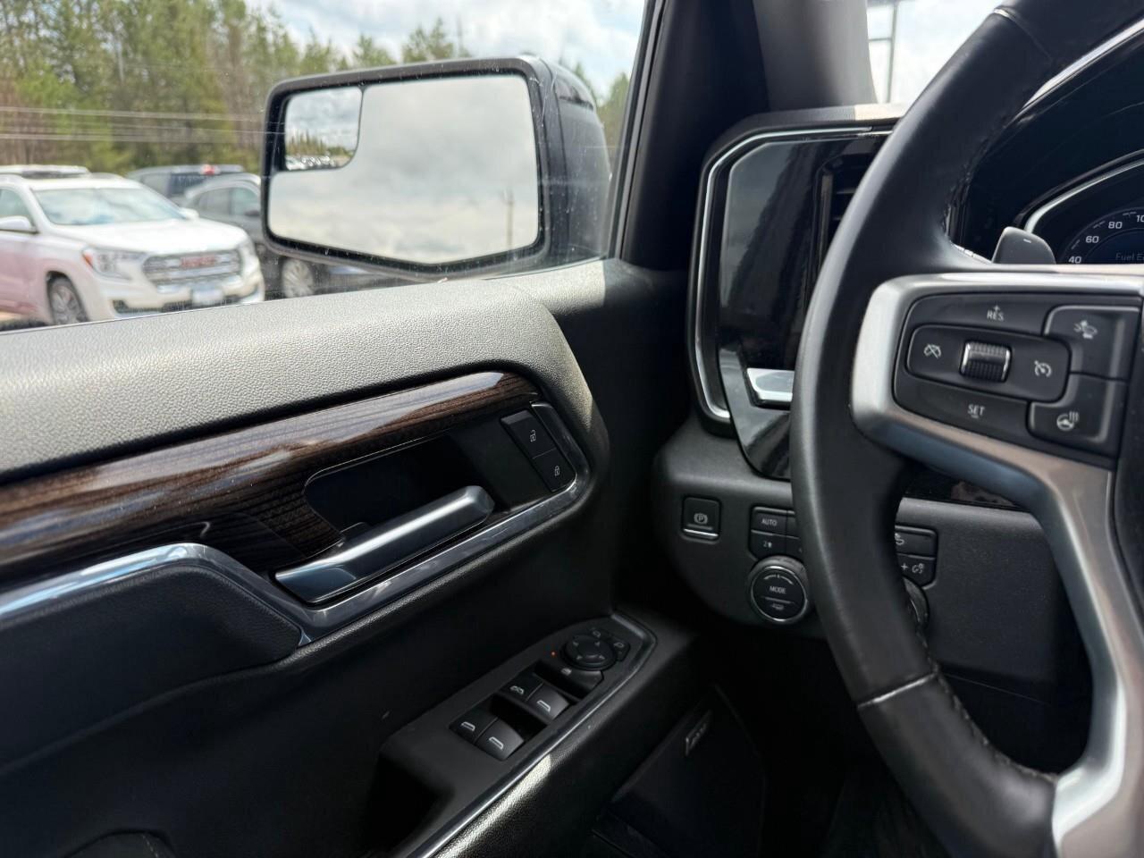 2024 Chevrolet Silverado 1500 LT Trail Boss RUNNING BOARDS. ALL WEATHER MATS. TR Photo