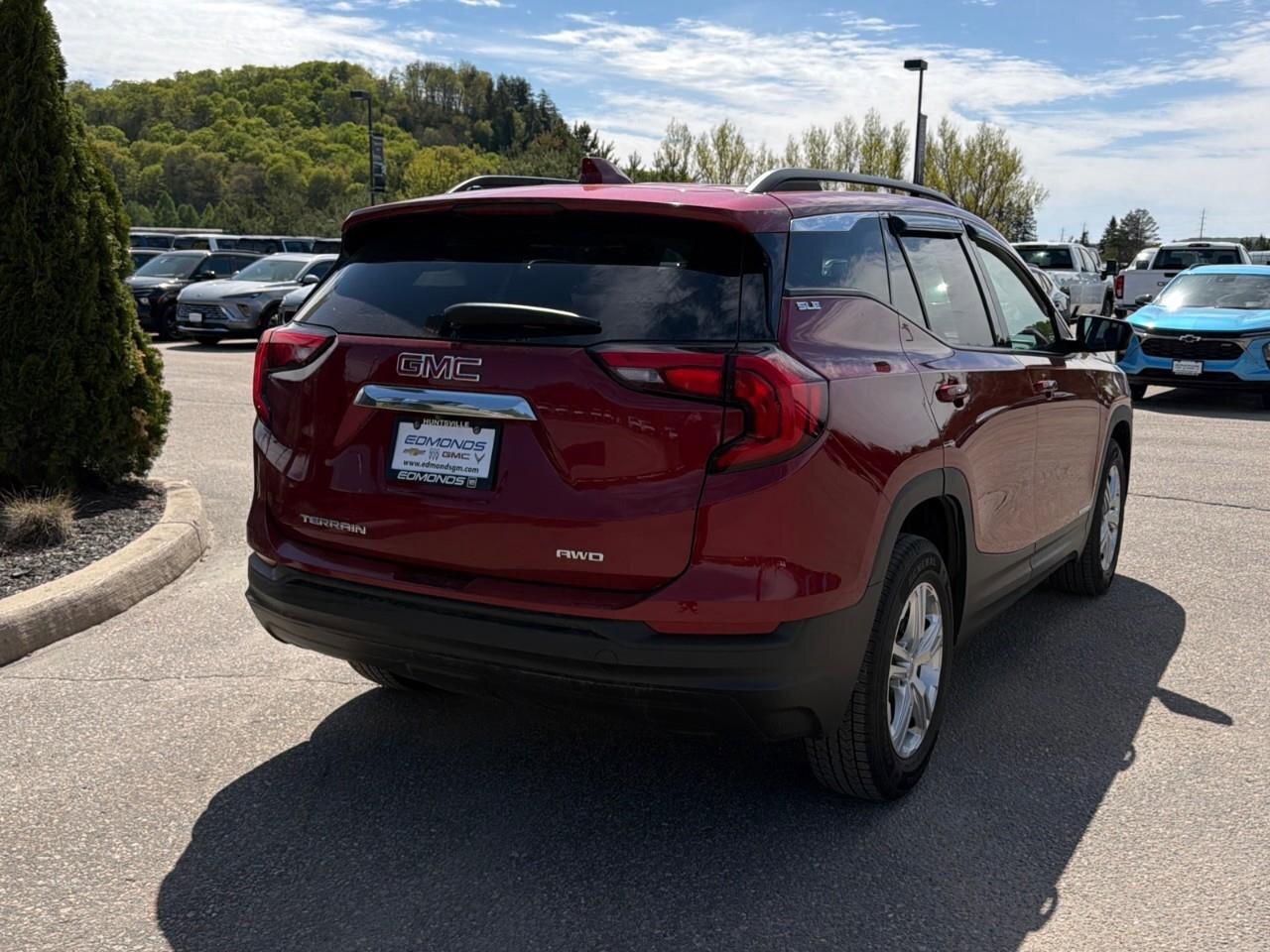 2019 GMC Terrain AWD 4DR SLE Photo