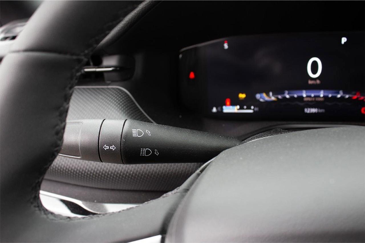 2024 Jeep Compass Altitude 4x4 Photo