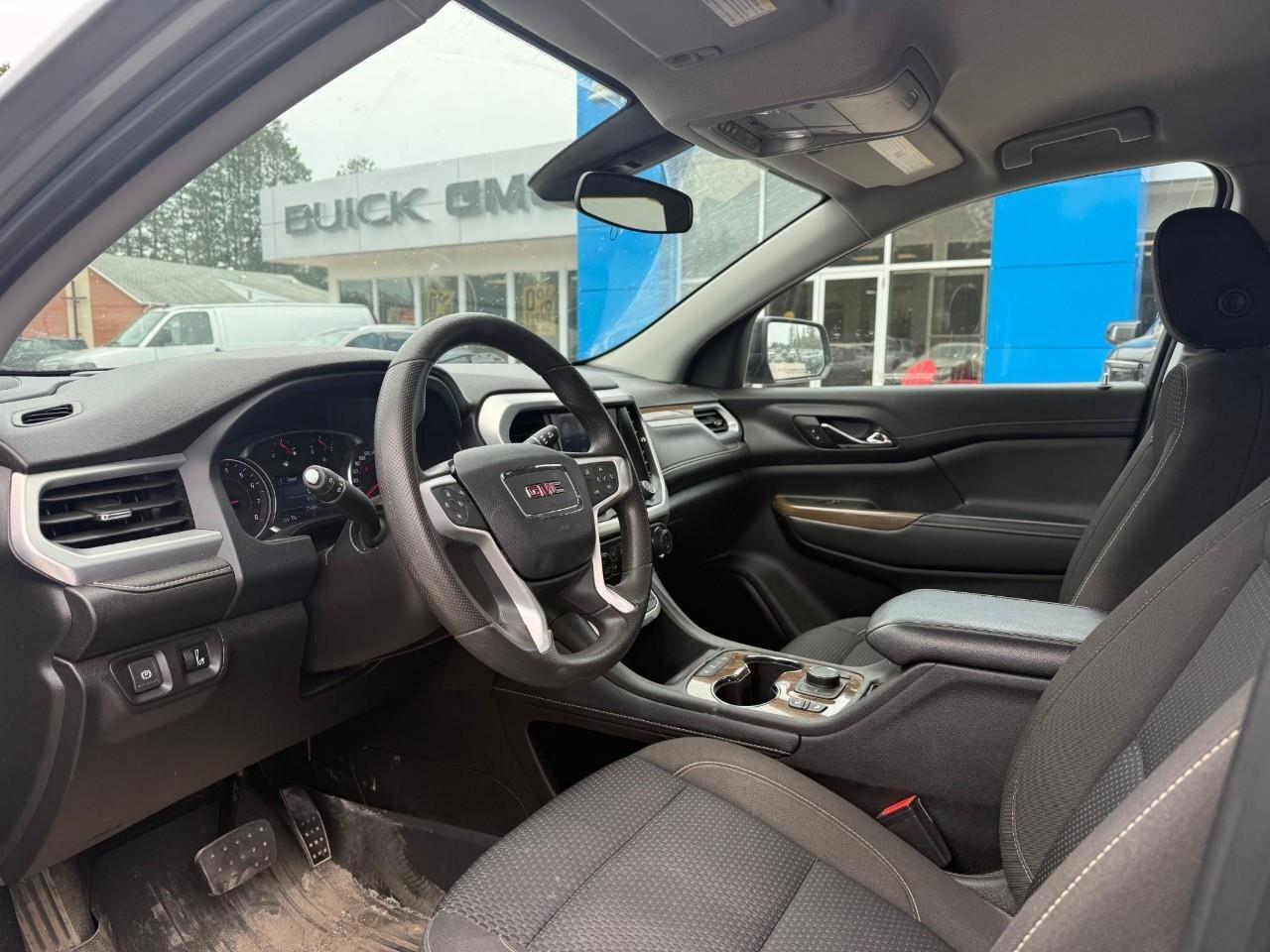 2023 GMC Acadia AWD 4dr SLE Photo