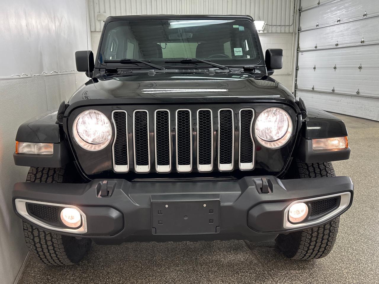 2023 Jeep Wrangler Sahara Photo