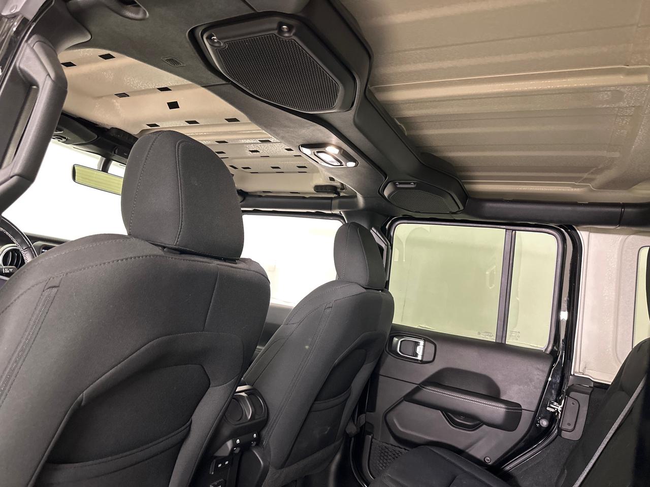 2023 Jeep Wrangler Sahara Photo