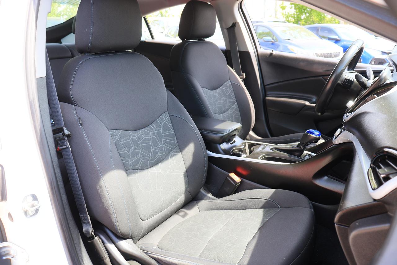 2018 Chevrolet Volt LT | CarPlay | Cam | 1 Owner | GM Serviced & More! Photo74