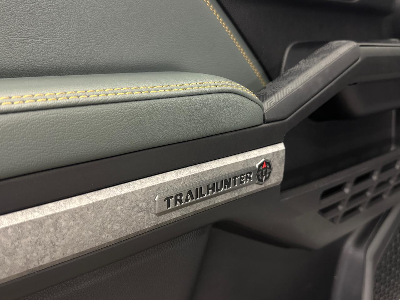 2025 Toyota TACOMA HYBRID Trail Photo