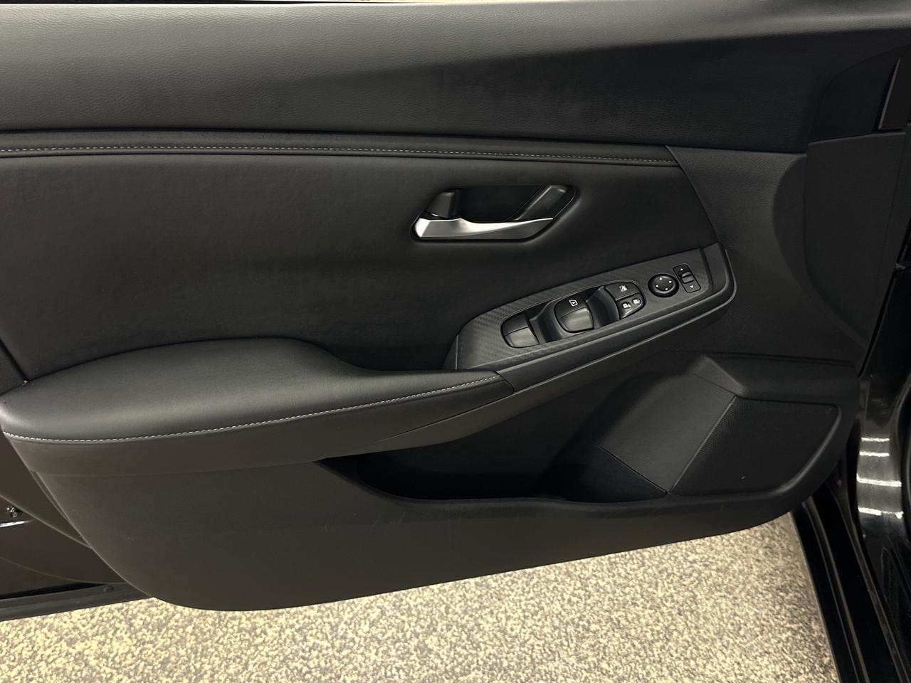 2023 Nissan Sentra SV 4DR SEDAN Photo