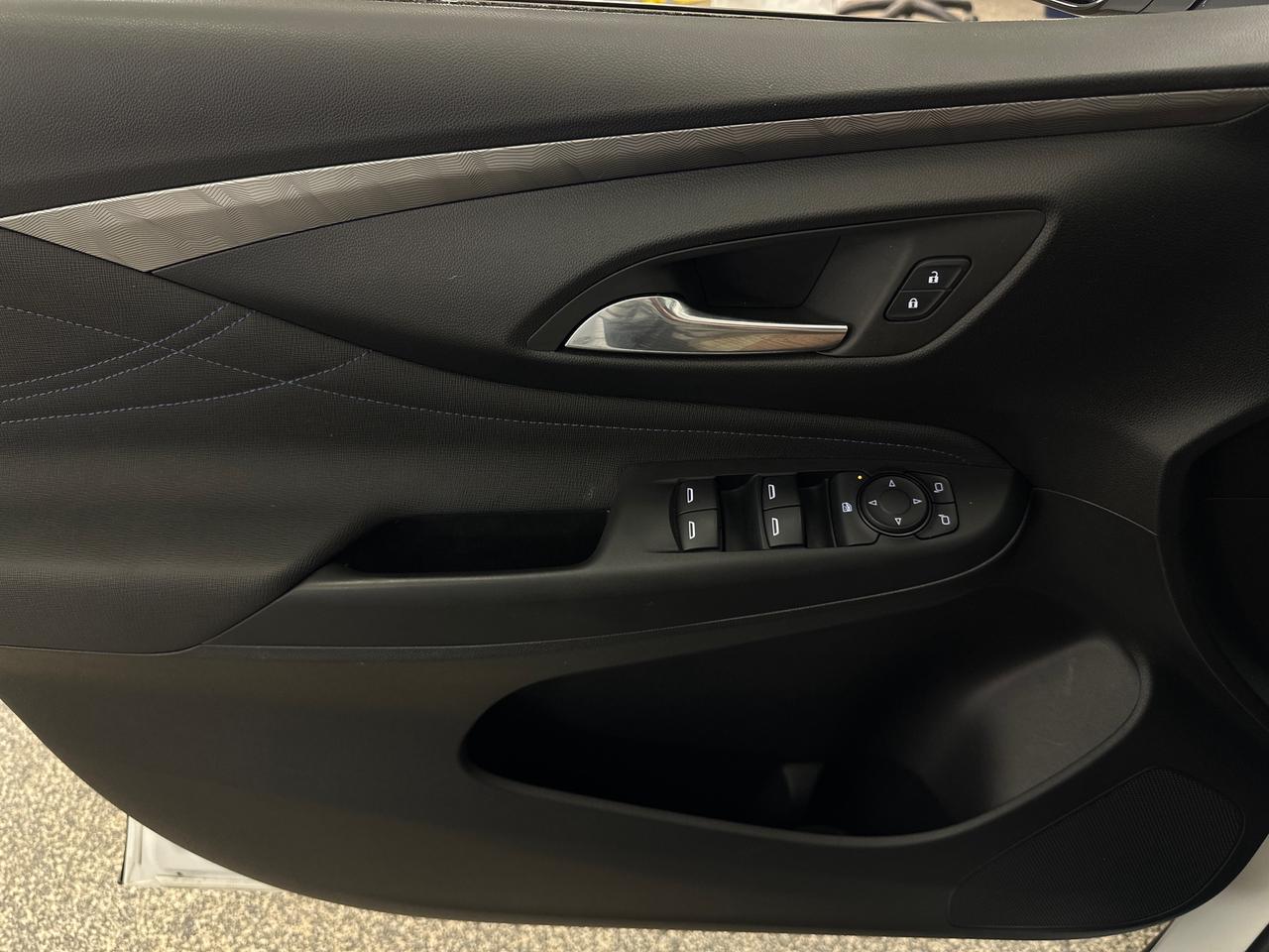 2024 Buick Envista Sport Touring Photo
