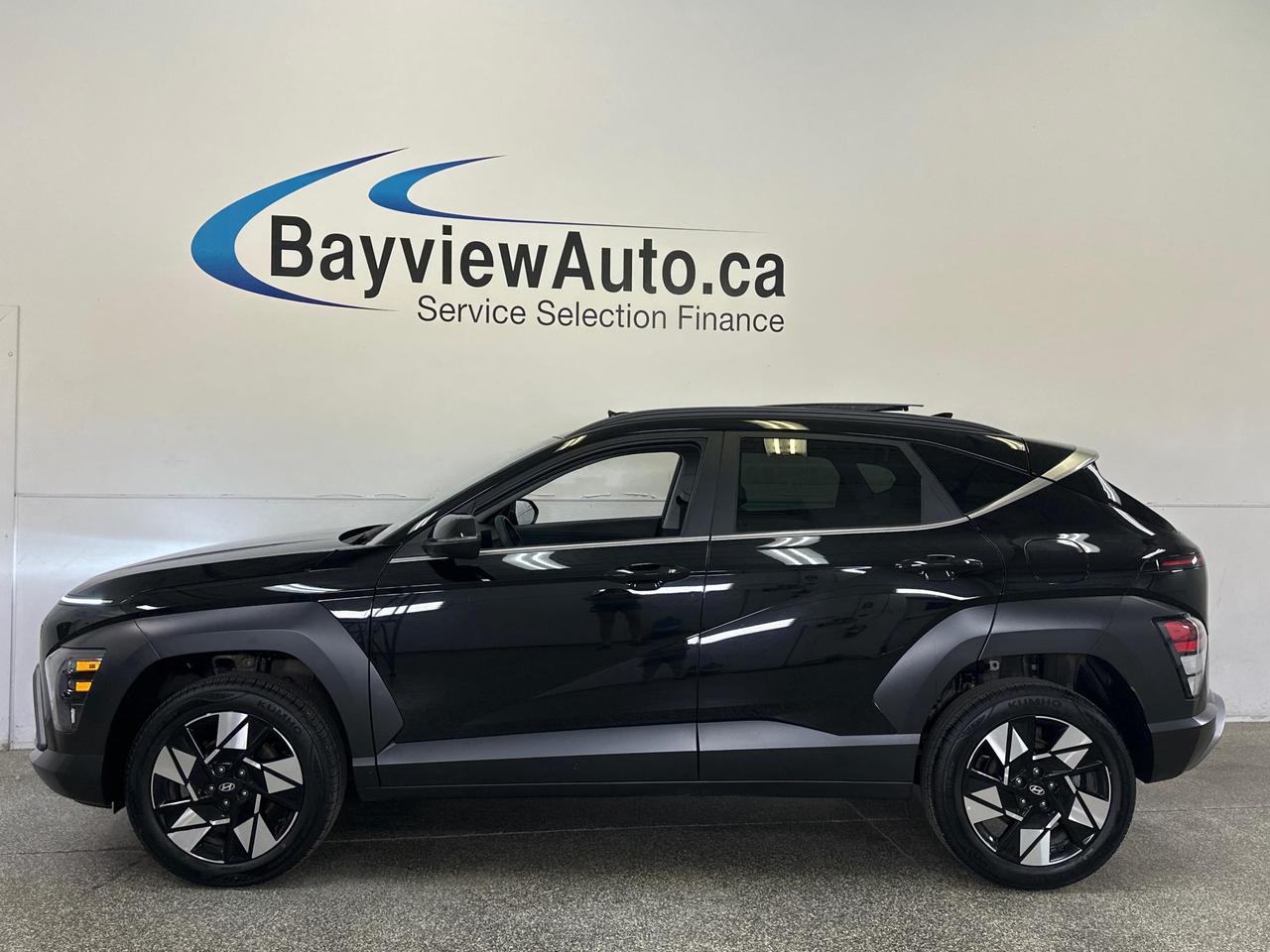2025 Hyundai KONA 2.0L Preferred w/Trend Package 2.0l Preferred - AWD/LEATHER/ROOF/BLACK/34KM! Photo